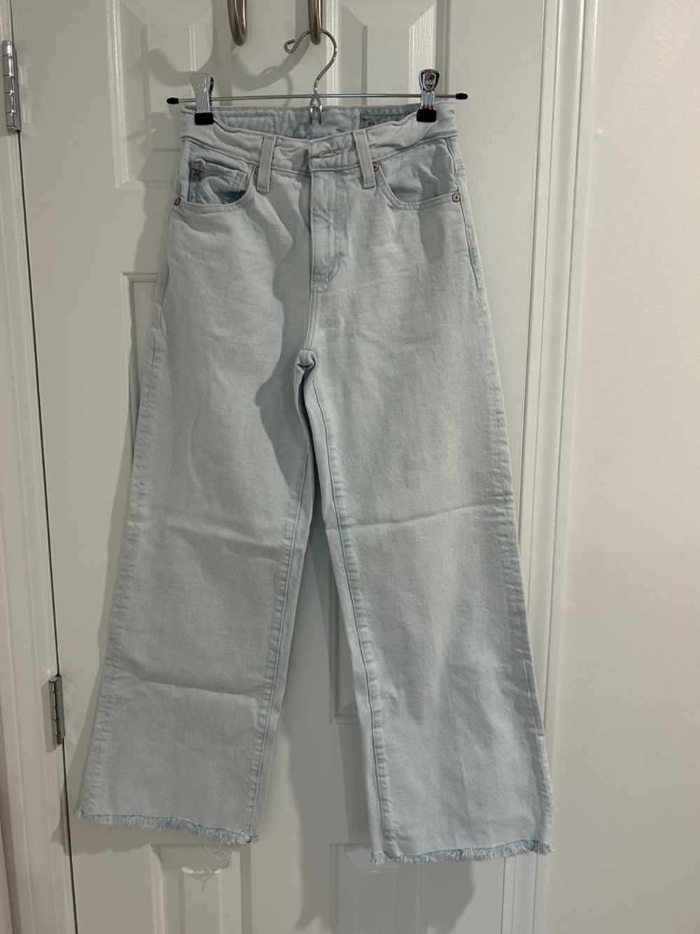 AG Saige Wide Leg Crop